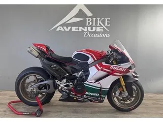 ducati - panigale v4 s