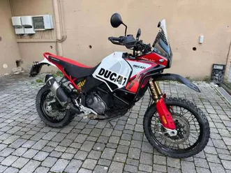 ducati desertx rosso