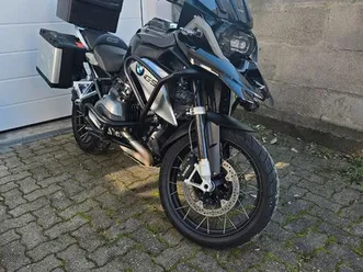 1200 gs triple black