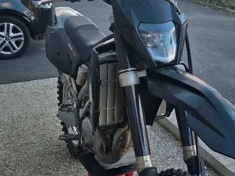 ktm 450 exc – 2005 – très propre – 6 400 km / 160 h