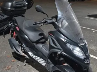 piaggio mp3 300 hpe