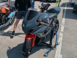 suzuki gsx-r 1000 k5 rennstrecke racebike rennmotorrad