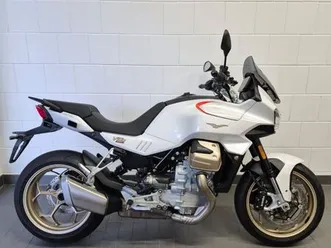 moto guzzi v100 mandello