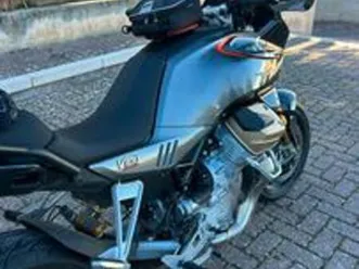 moto guzzi v100 s mandello