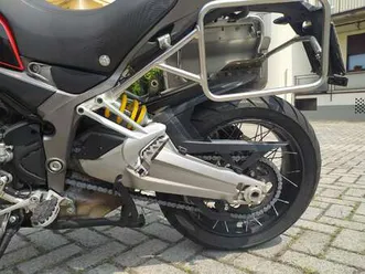 ducati multistrada 1260 enduro rosso