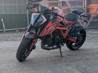 ktm 1290 super duke r