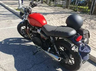 triumph street twin arancione