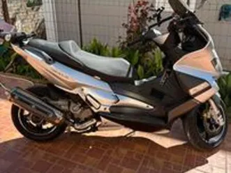 gilera nexus 500ie scooter maxi scooter scooterone