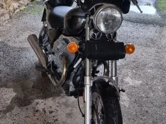 moto routière guzzi