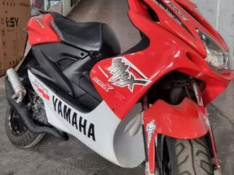 yamaha aerox max biaggi