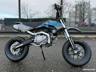 ycf 125