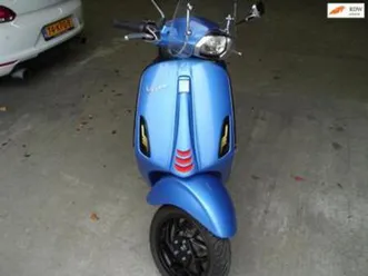 vespa scooter sprint 125 abs — motoren | overige merken — marktplaats