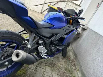 yamaha r3