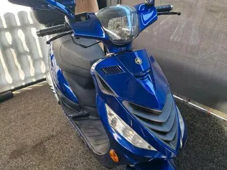 mofaroller kreidler jigger city 25,wenig kilometer.1hand