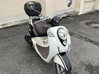 sym mio 100