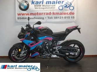 bmw s1000r / pink blue edition