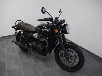 triumph bonneville t120 black // 2025 // 1.hand // sturz