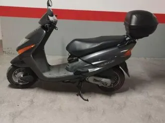 honda - scv 100 lead