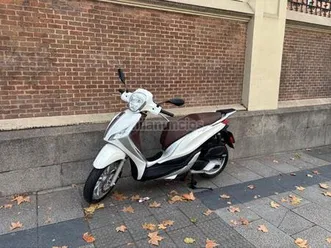 piaggio - medley