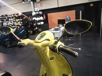 vespa - 946 10º aniversario