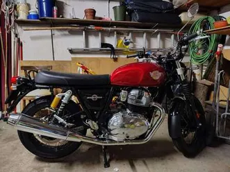 royal enfield interceptor rosso