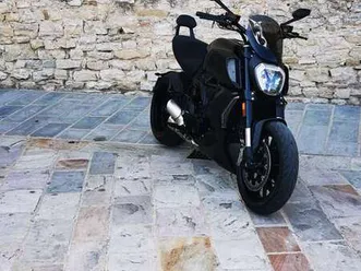 ducati diavel 1260 s nero