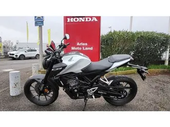 honda cb 125 2024 125 cm3 | moto roadster | 4 550 km | blanc | 13200 arles