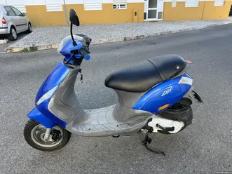 piaggio zip 50 4t