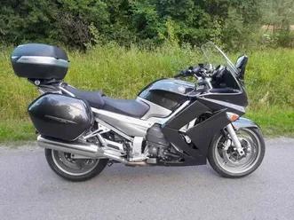 yamaha fjr 1300 a. bezwypadek,pelna historia do wglądu.b.dobry stan. slopnice