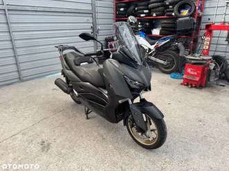 yamaha x-max
