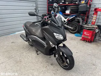 yamaha x-max