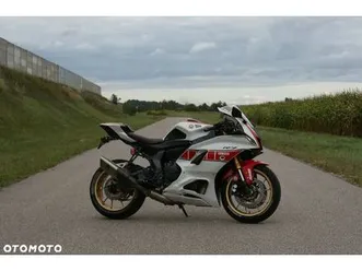 yamaha r7
