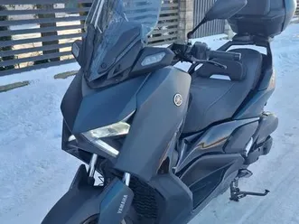 yamaha x-max