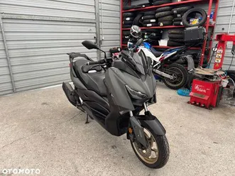 yamaha x-max