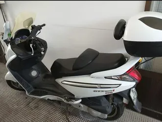 scooter 125 usada marinhais