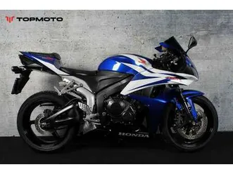 honda cbr 600 rr blauw