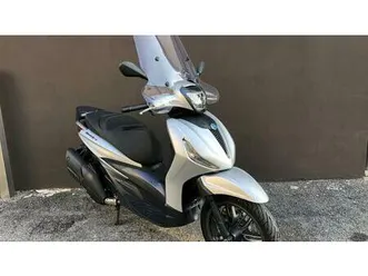 vendo piaggio beverly 400 abs-asr (2021 - 24) usata a erba (codice 9920157) - moto.it