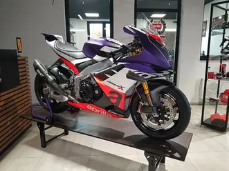 aprilia rsv4 xtrenta