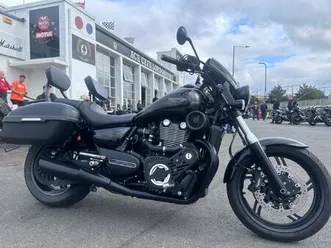 triumph thunderbird 1700 nightstorm custom cruiser petrol manual (98 ps) 1700 cc