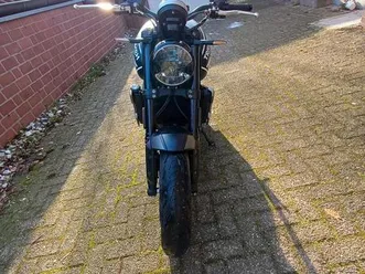 triumph trident 660 matt schwarz