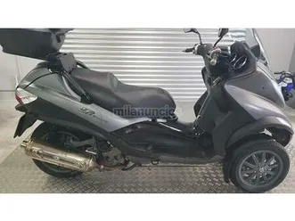 piaggio - mp3 400