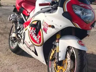 suzuki - gsxr1000 k1