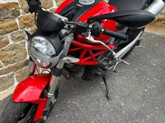 ducati - monster 696. urge