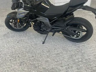 cf moto 650nk como nova pedrouços