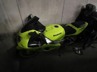 suzuki gsx-r 750 - moto sportiva, perfetta per l'estate!