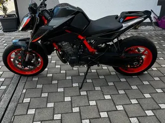 ktm duke 890 r