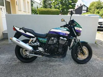 kawasaki zrx 1100