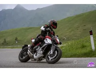 mv agusta stradale 800