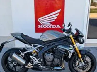 triumph speed triple 1200 rs