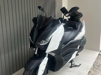 xmax 300 excellent état